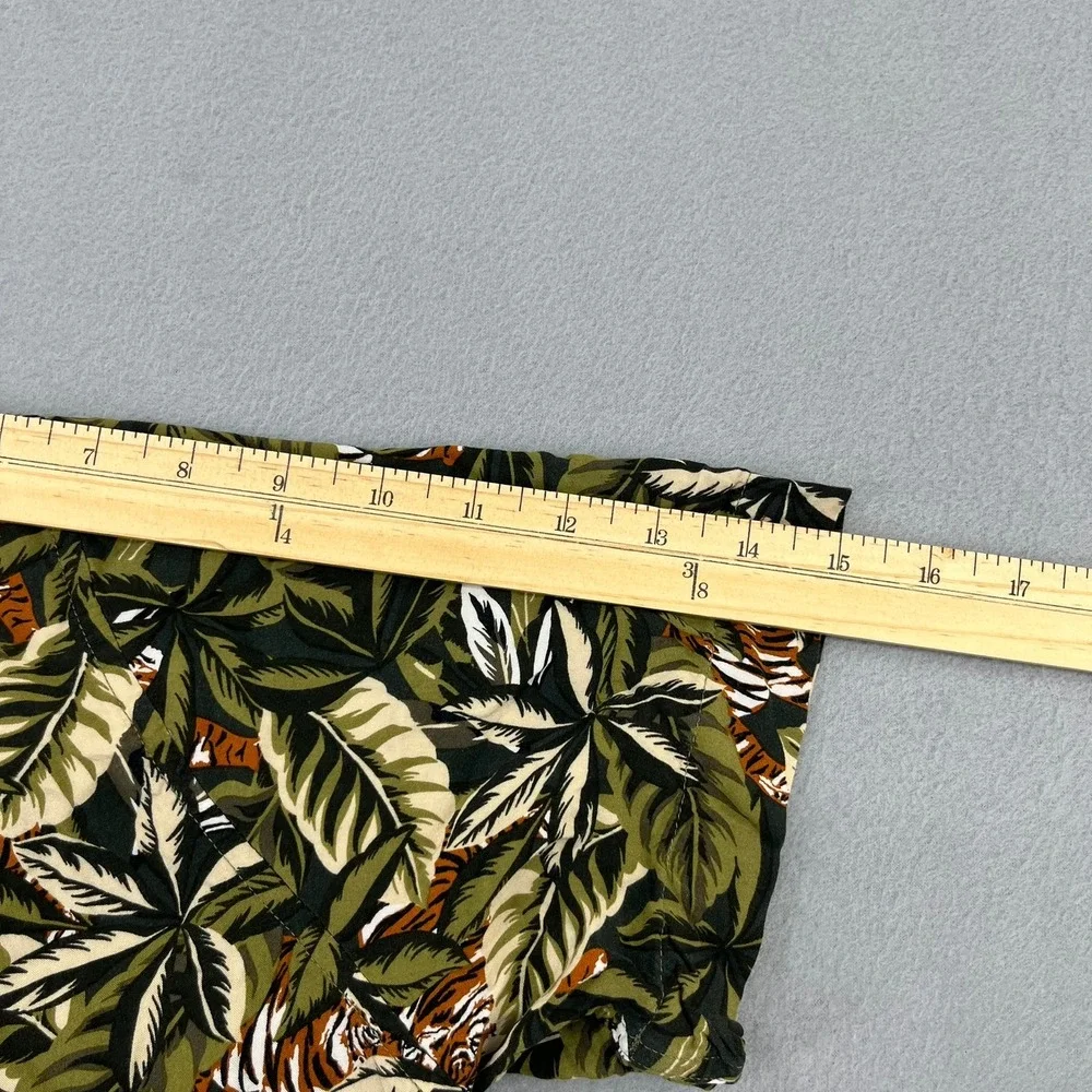 Banana Republic Mens Tiger Tropical Leaf Print Rayon Short Sleeve Shirt‎ Green L